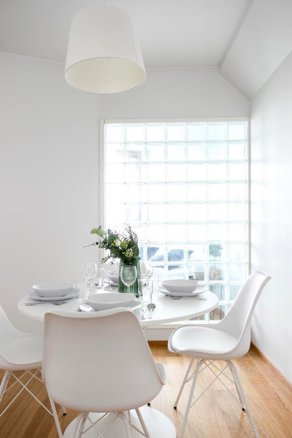 2Ndhomes Luxury Kamppi Center Apartment With Spa And Terrace Helsínquia Exterior foto